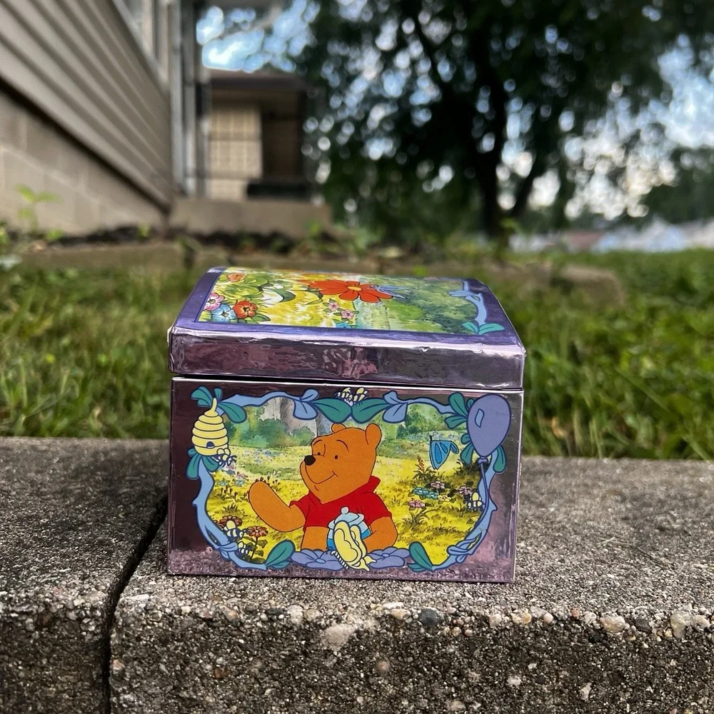 Vintage Rare Winnie the Pooh Jewelry Music Box 1963 Purple Metallic Mirror